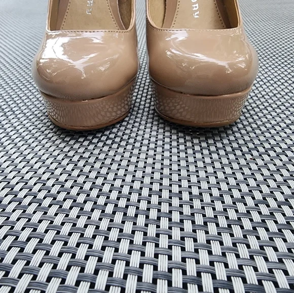 CHINESE LAUNDRY PLATFORM STILETTOS SZ 6M - Picture 5 of 12